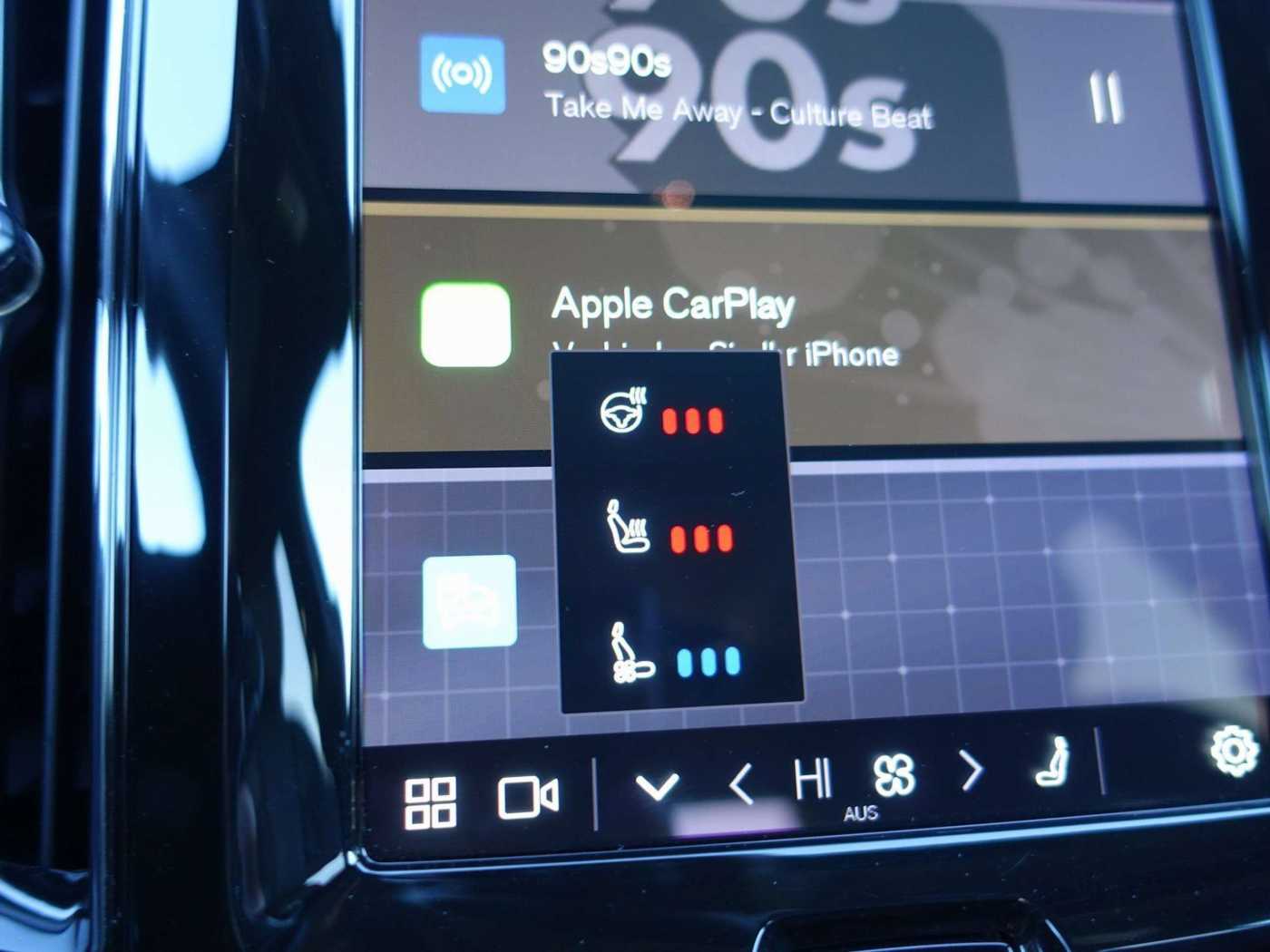 Volvo  Recharge Black Edition Plus T6 AWD/Four-C