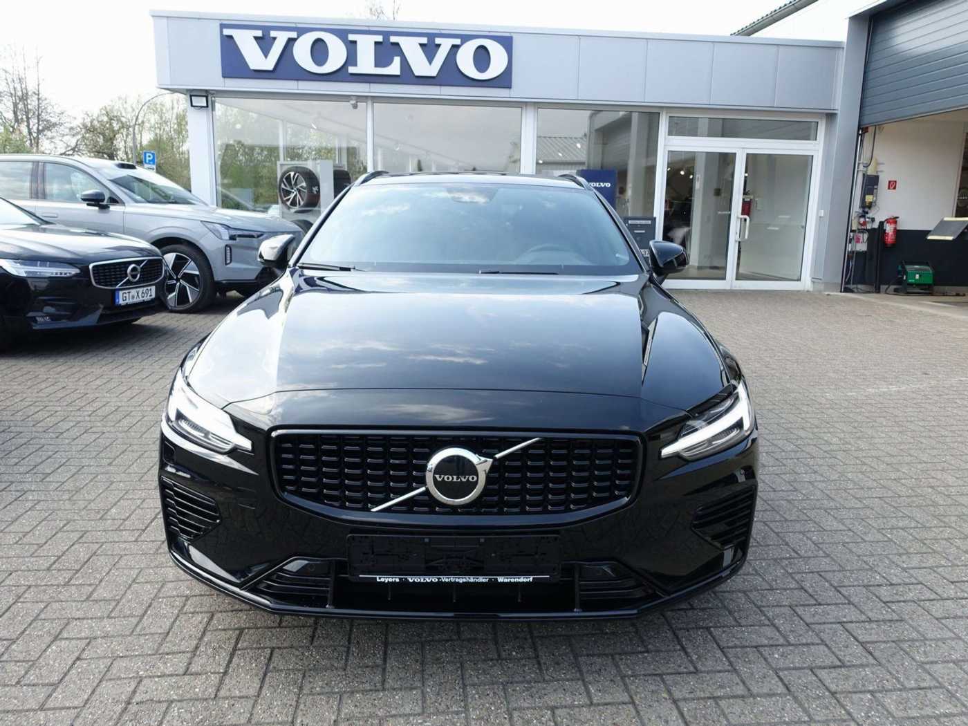 Volvo  Plus Dark T6 AWD/H&K/Kamera/BLIS/Memory