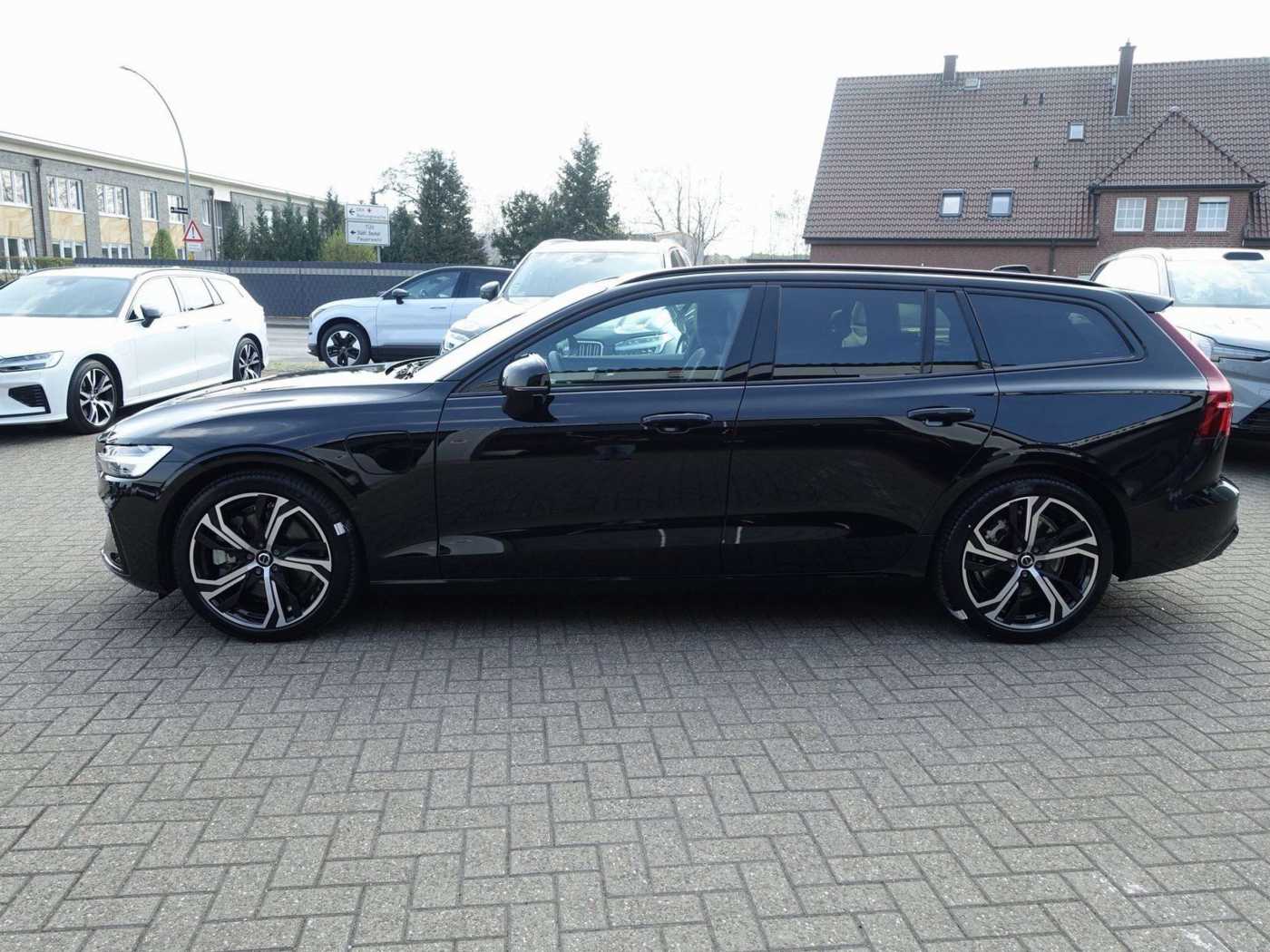 Volvo  Plus Dark T6 AWD/H&K/Kamera/BLIS/Memory