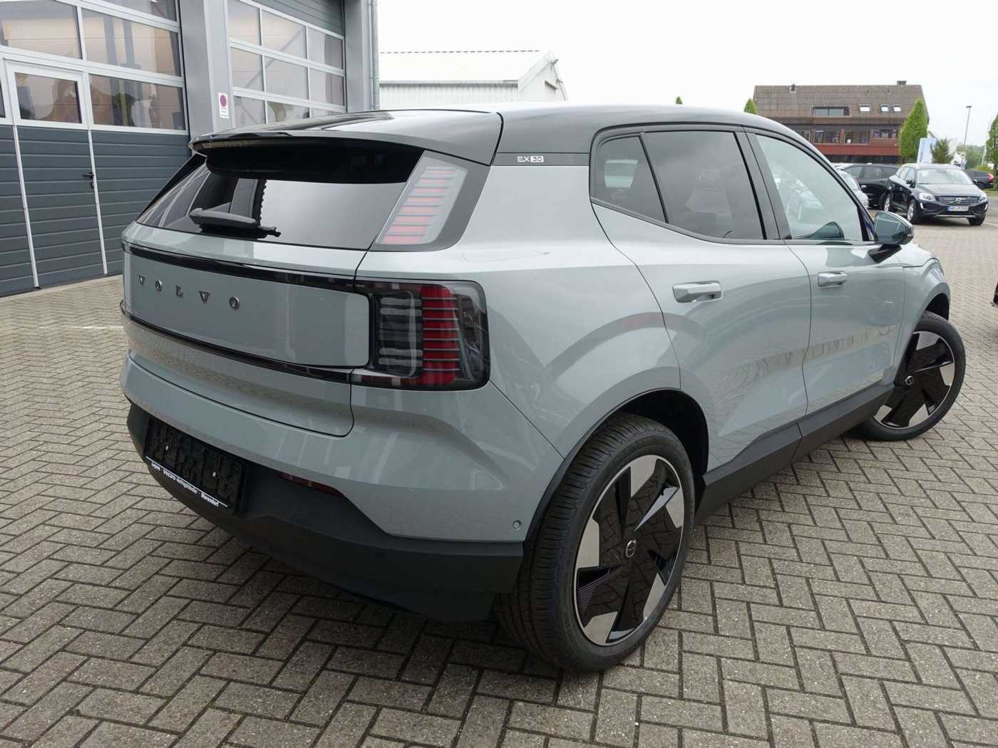 Volvo  Ultra, Twin Motor Performance/H&K/360°/Pano