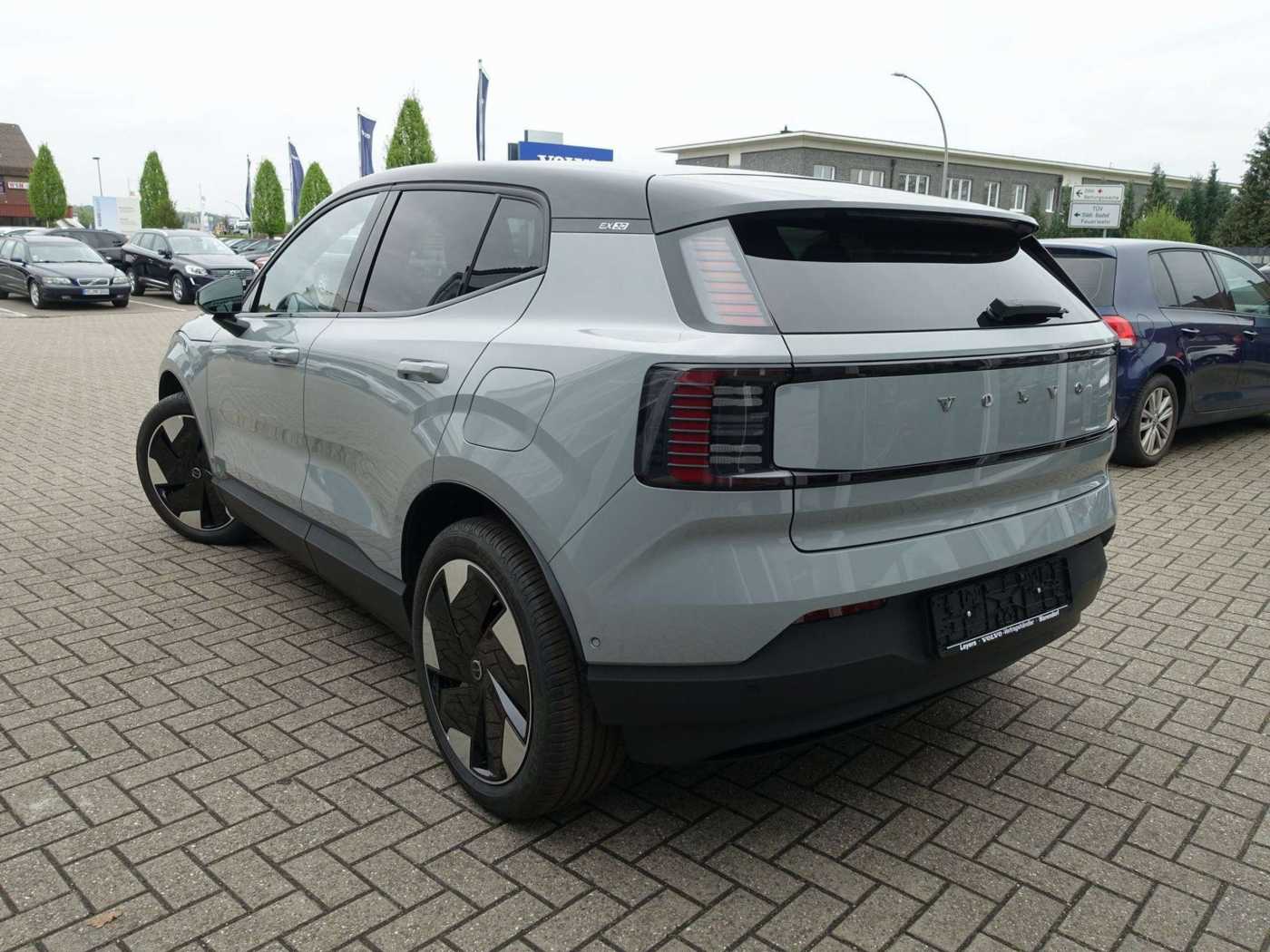 Volvo  Ultra, Twin Motor Performance/H&K/360°/Pano