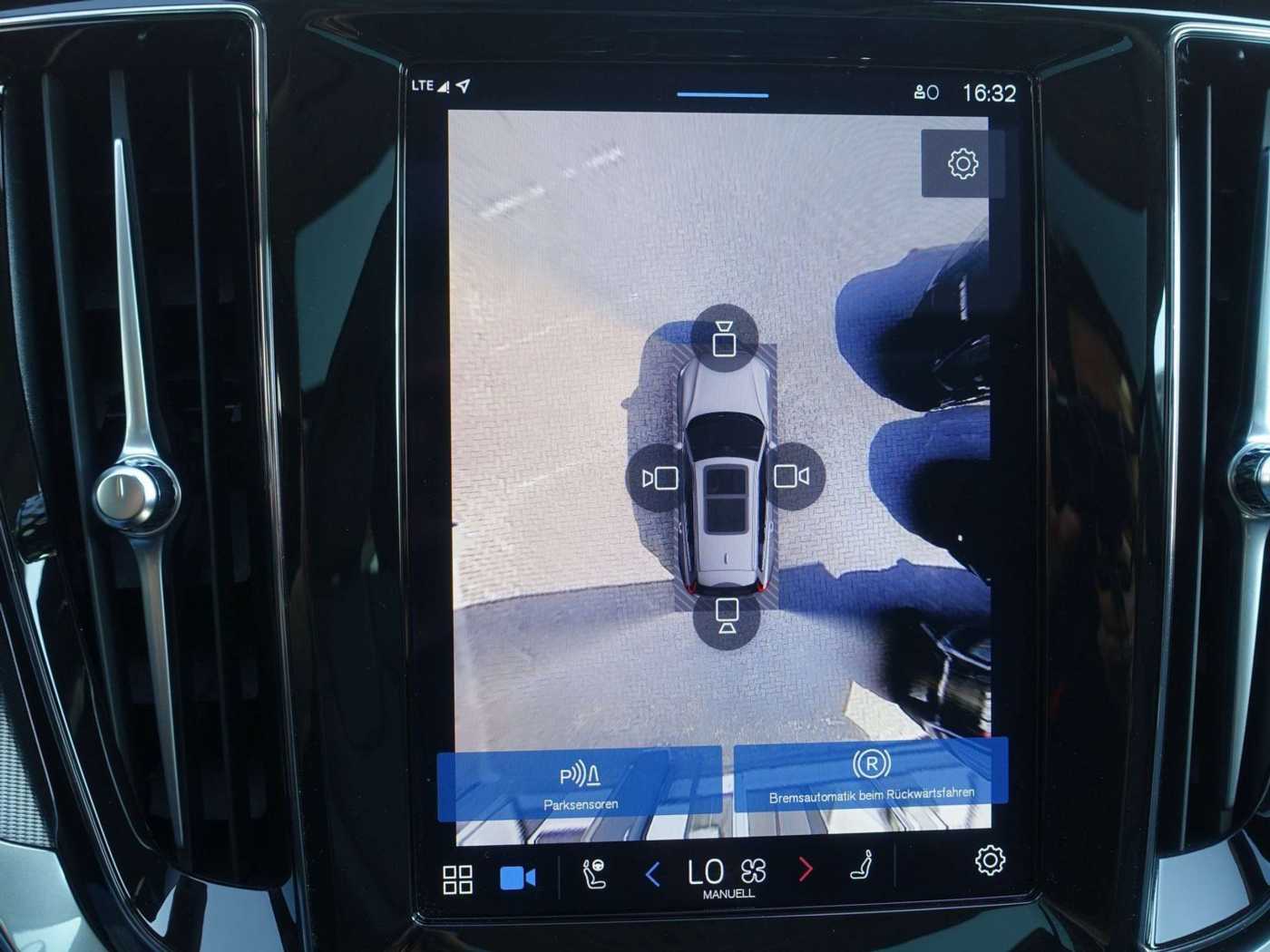 Volvo  Plus T6 AWD/360°/Pano/H&K/BLIS/Memory