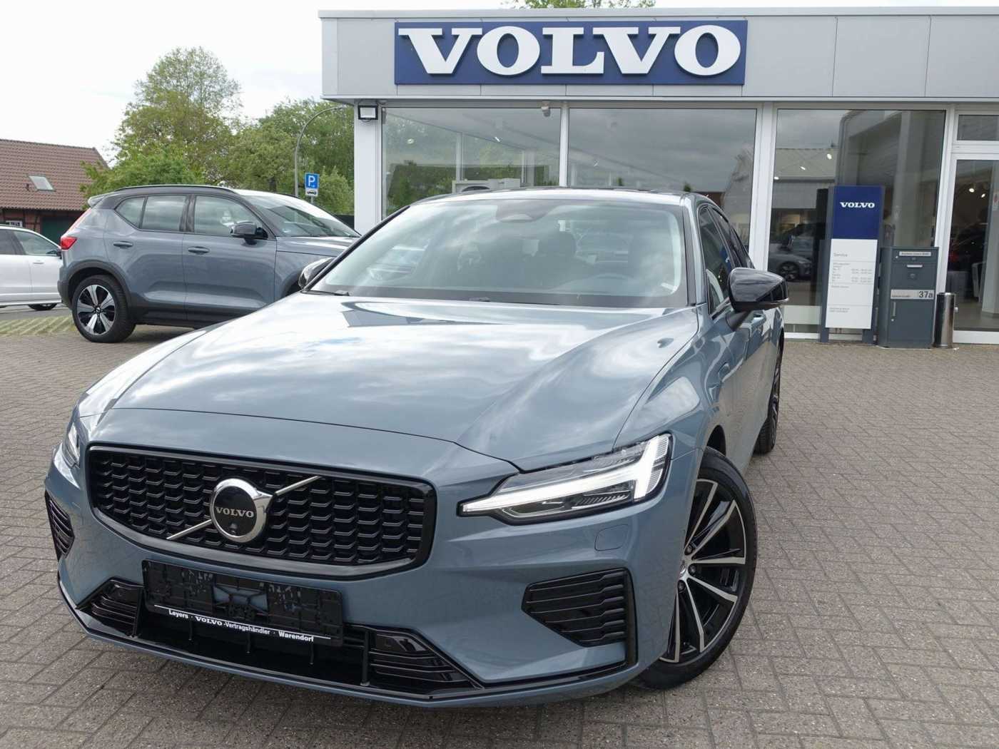 Volvo  Recharge Ultimate T8 AWD/H&K/360°/HeadUP