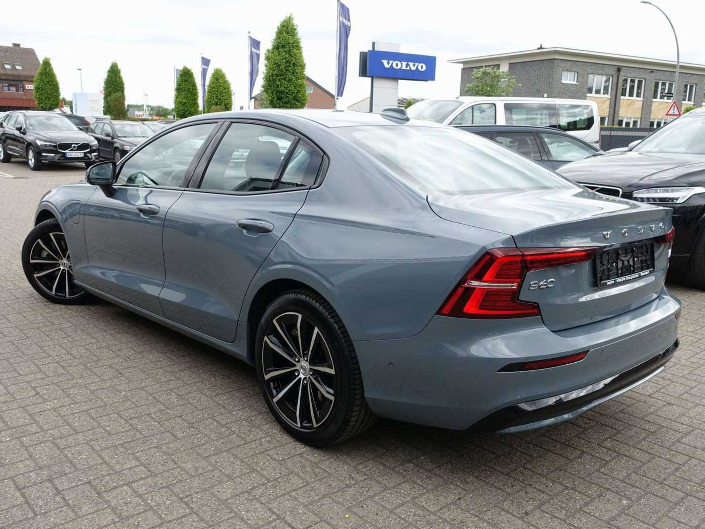 Volvo  Recharge Ultimate T8 AWD/H&K/360°/HeadUP