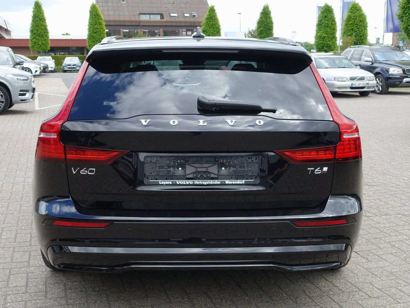Volvo  Plus T6 AWD/360°/Pano/HeadUP/H&K/Memory