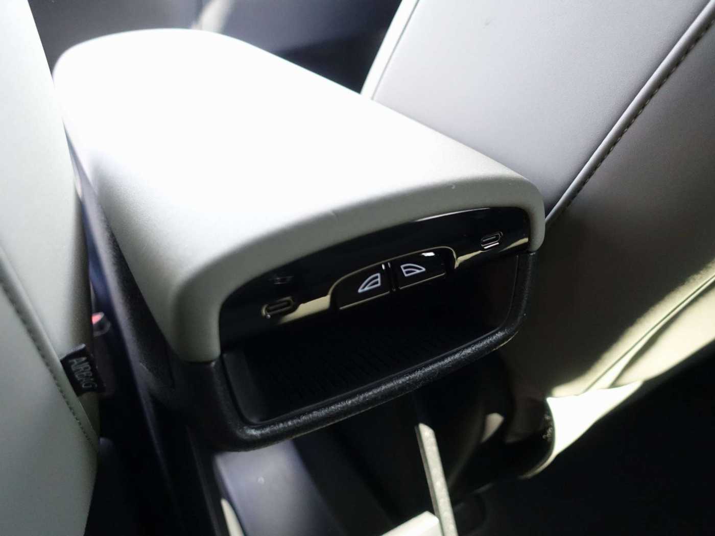 Volvo  Plus Twin Motor Performance Elektrisch/H&K