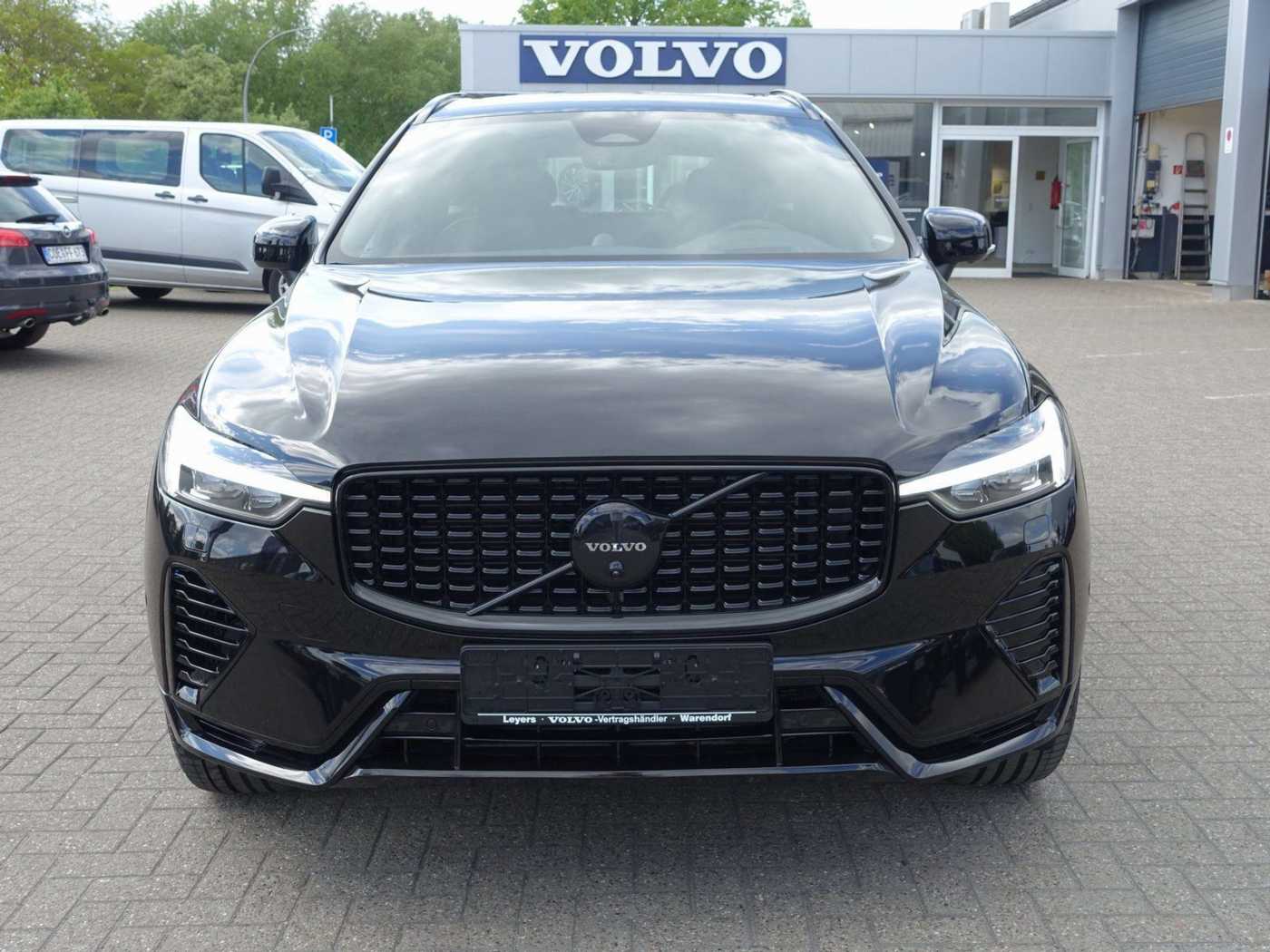 Volvo  Black Edition Plus T6 AWD/B&W/HeadUP/360°