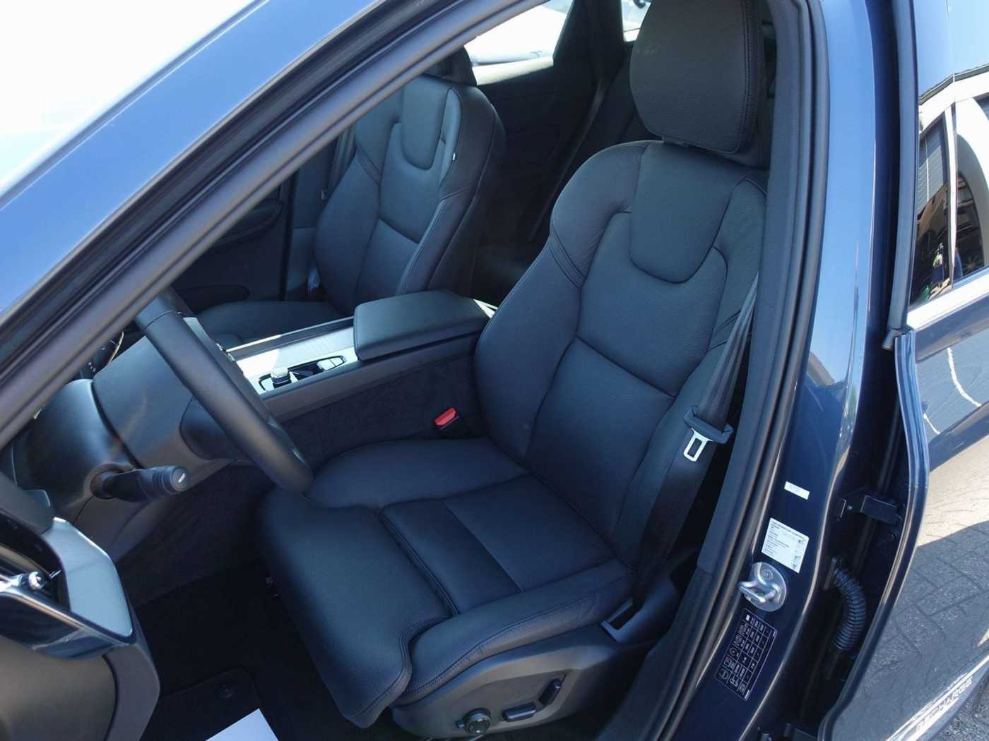 Volvo  Recharge Plus T8 AWD/360°/Pano/Carplay