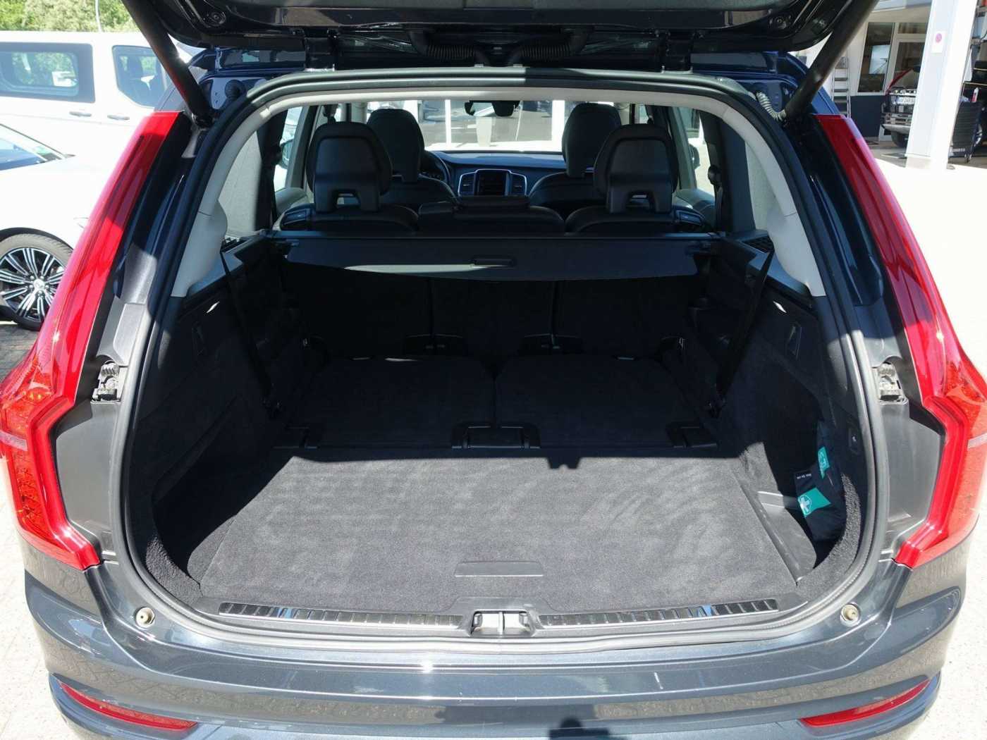 Volvo  T6 AWD Momentum (EURO 6d-TEMP)/Kamera/AHK