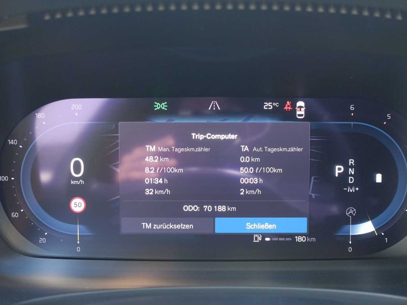 Volvo  V90 B4 Cross Country Plus AWD/360°/H&K/AHK