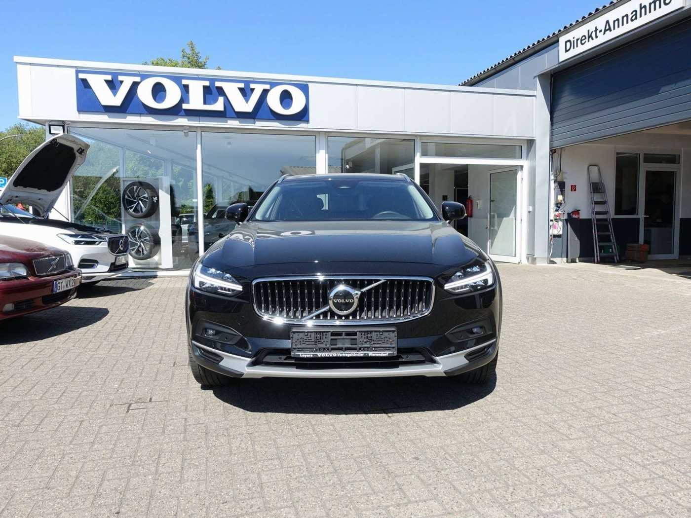 Volvo  V90 B4 Cross Country Plus AWD/360°/H&K/AHK