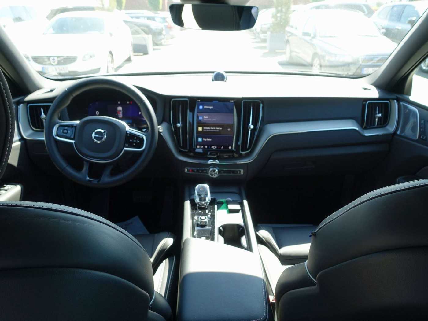 Volvo  Black Edition Plus T6 AWD/360°/B&W/Pano