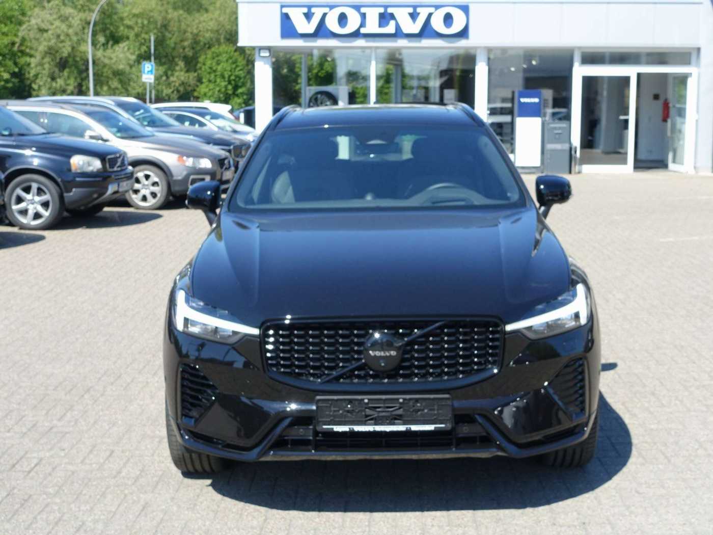 Volvo  Black Edition Plus T6 AWD/360°/B&W/Pano