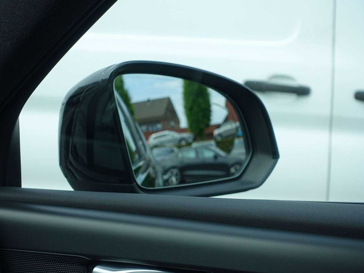 Volvo  Recharge Plus/Kamera/BLIS/Carplay