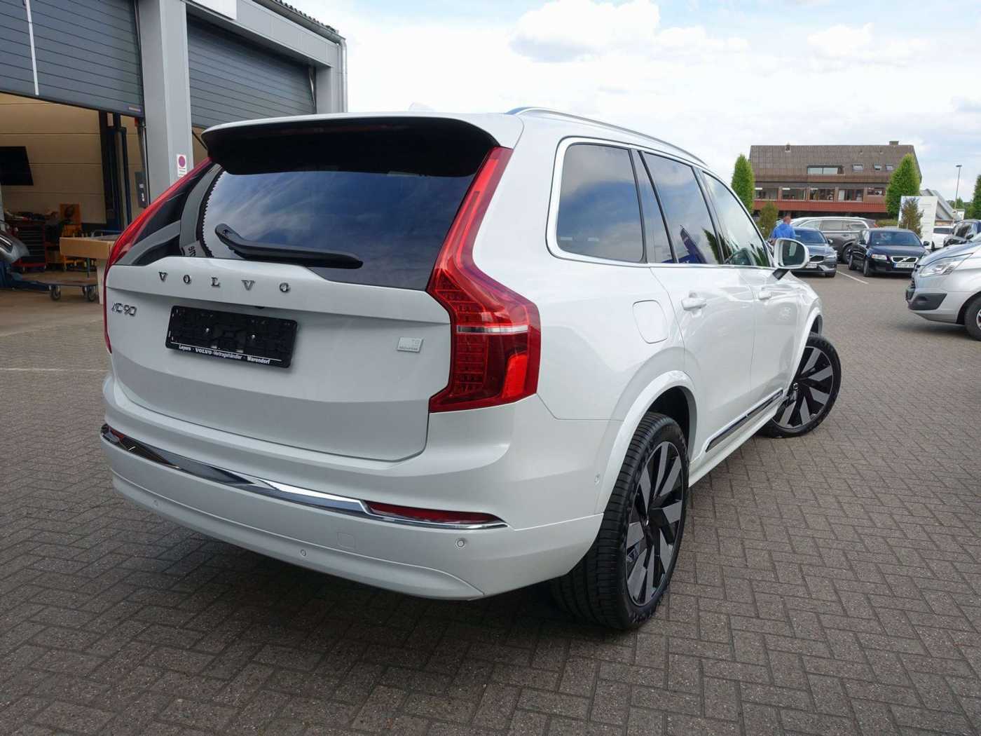 Volvo  Recharge Ultimate T8 AWD/Pano/360°/H&K/BLIS