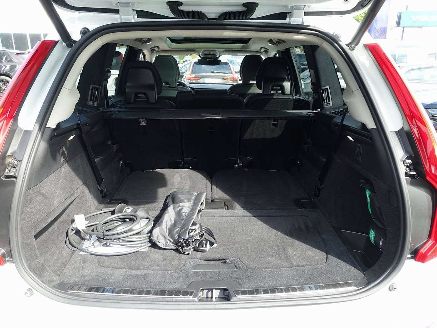 Volvo  Recharge Ultimate T8 AWD/Pano/360°/H&K/BLIS