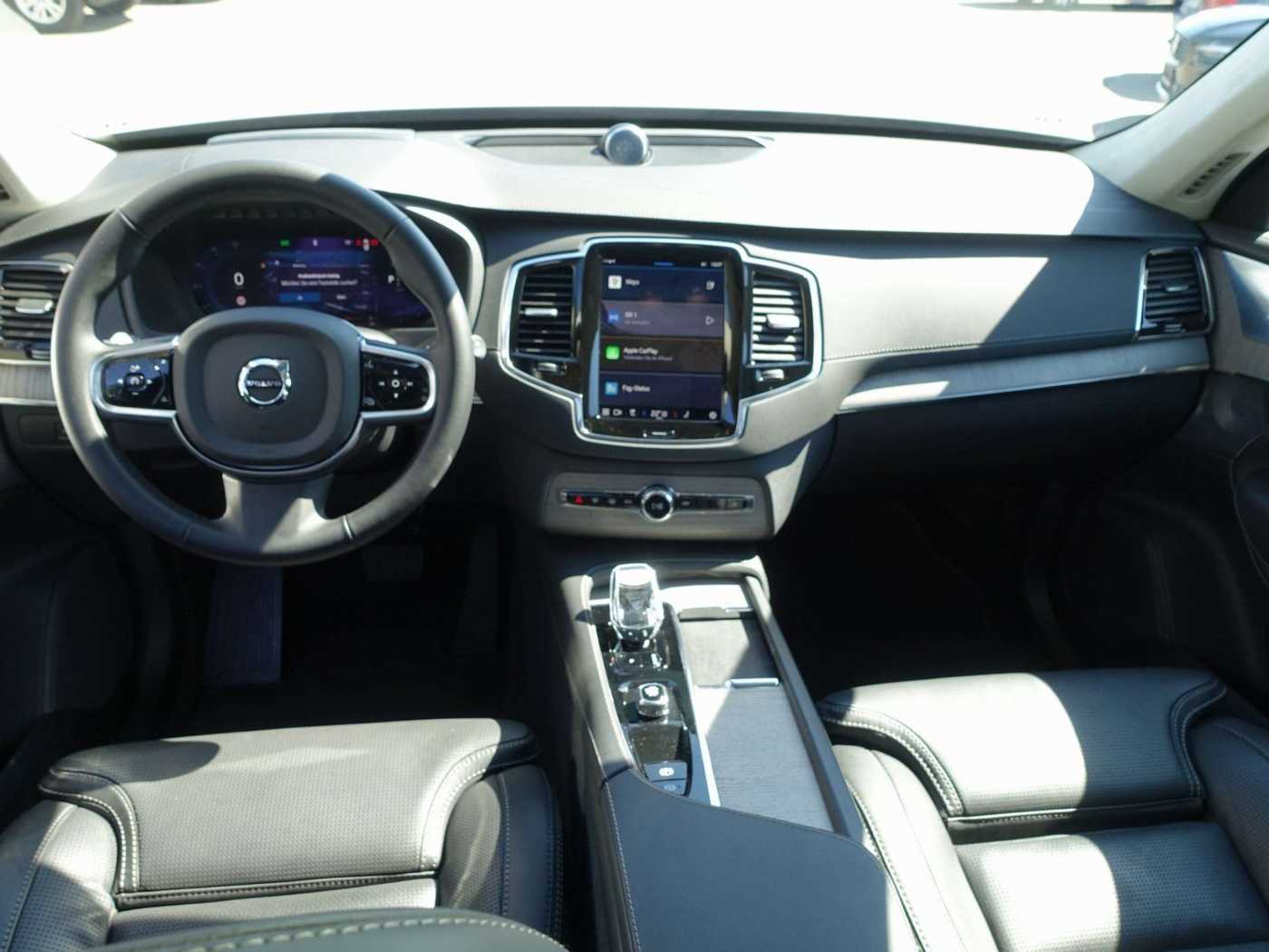 Volvo  Recharge Ultimate Bright T8 AWD Massage/B&W