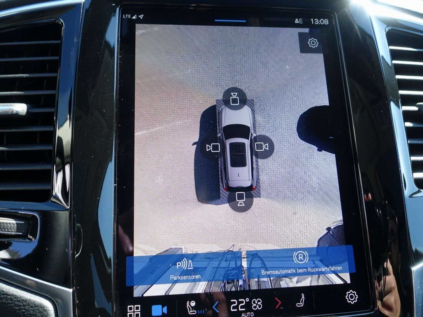 Volvo  Recharge Ultimate Bright T8 AWD Massage/B&W