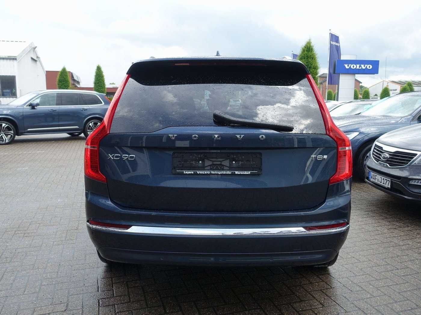 Volvo  Plus T8 AWD/Bright/B&W/AHK/FourC/Pano/360°