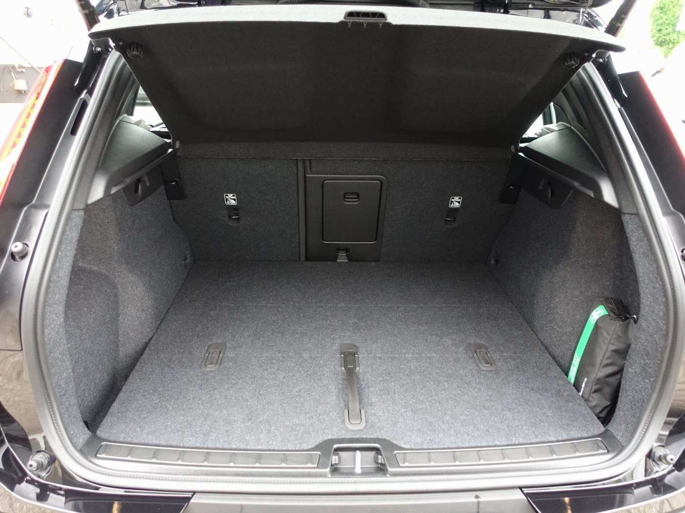 Volvo  Plus, Single Motor, Elektrisch/Kamera/BLIS
