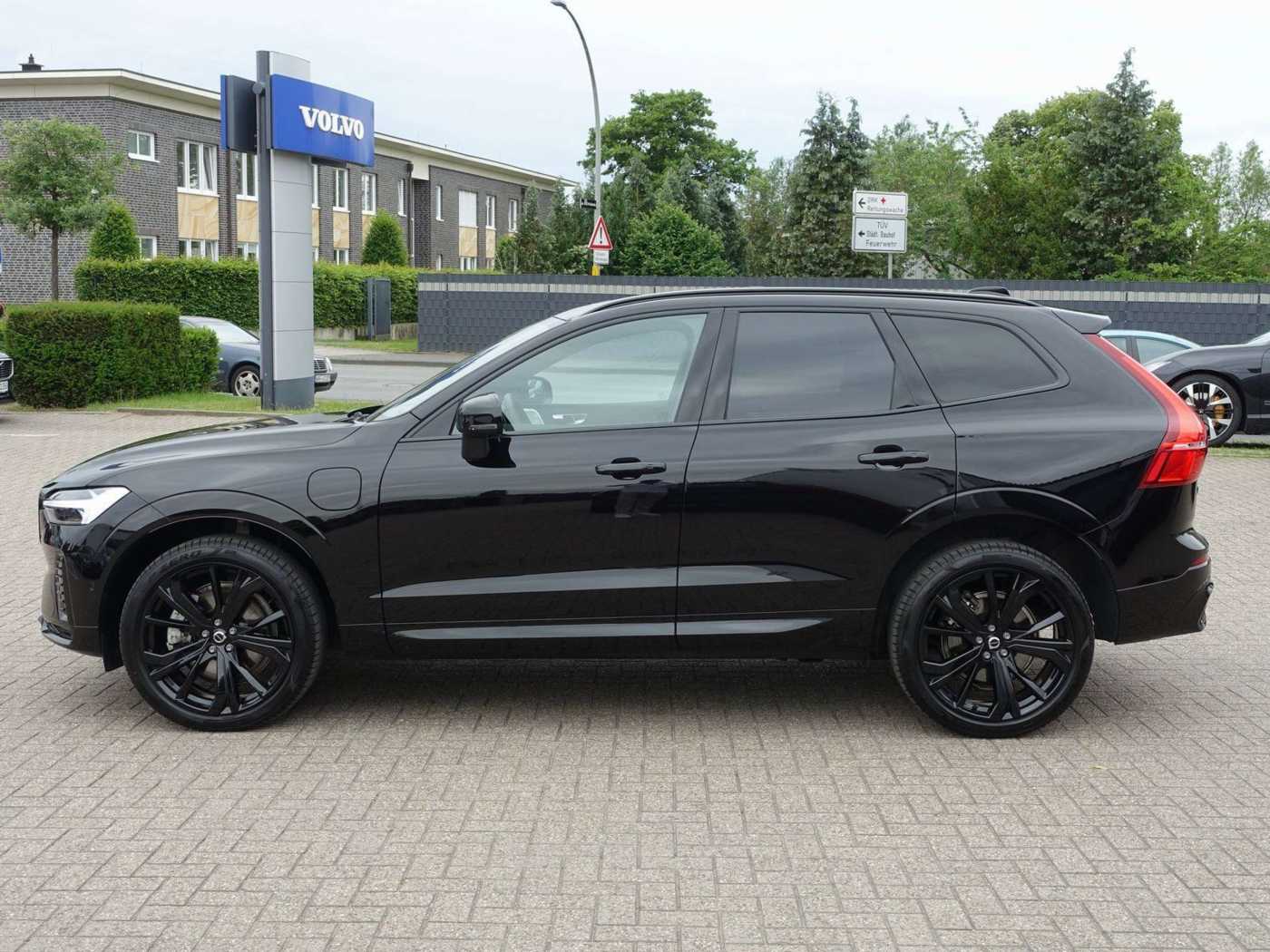 Volvo  Black Edition Ultra T8 AWD/360°Cam/Four-C