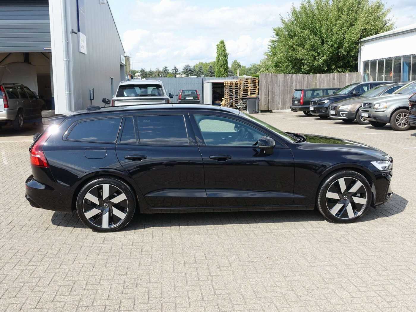 Volvo  Ultra T6 AWD Hybrid/360°Cam/AHK/Headup