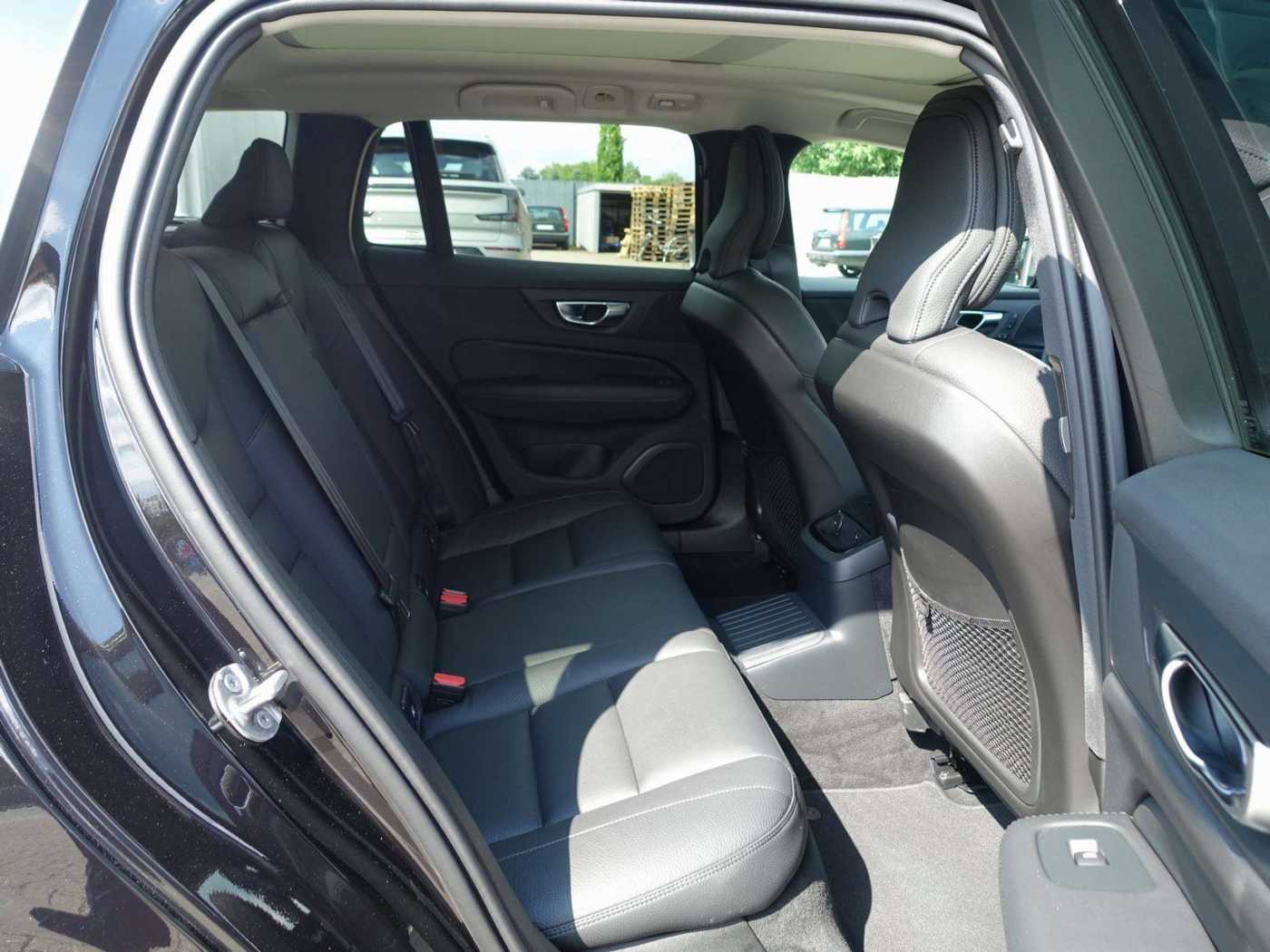 Volvo  Ultra T6 AWD Hybrid/360°Cam/AHK/Headup