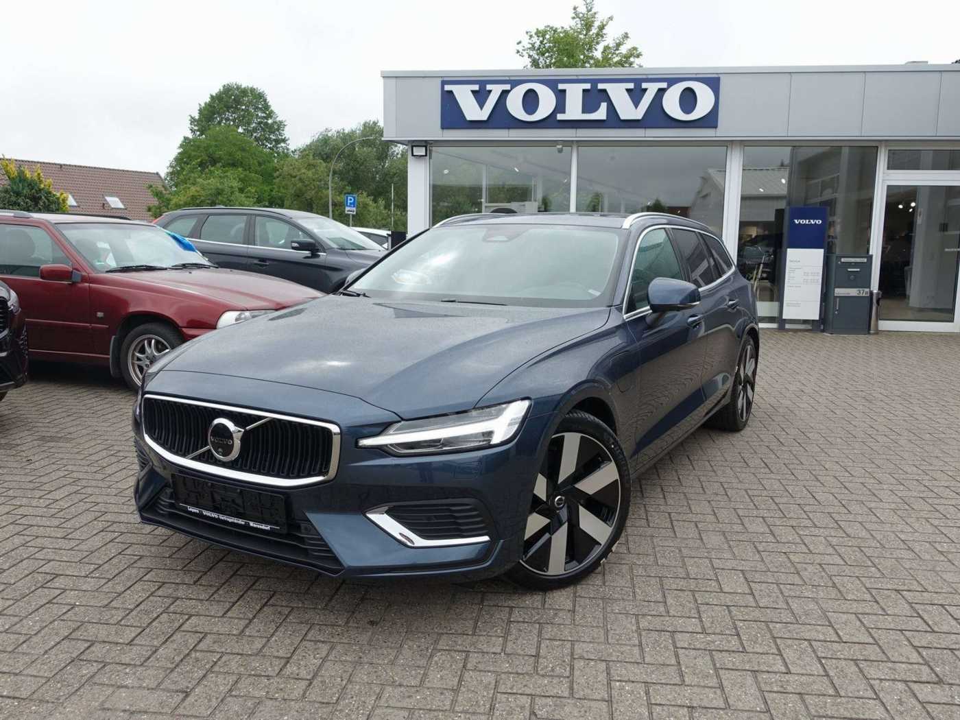 Volvo  Plus T6 AWD/H&K/AHK/BLIS/360°/Memory/Pano