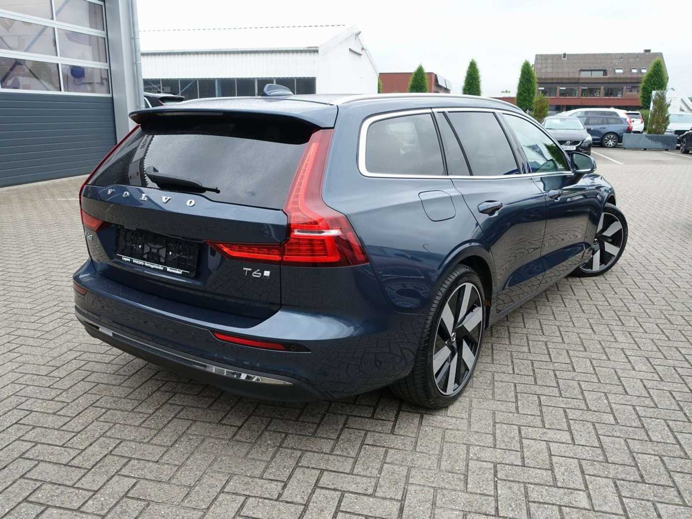 Volvo  Plus T6 AWD/H&K/AHK/BLIS/360°/Memory/Pano
