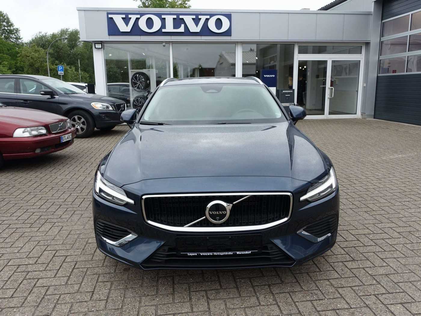 Volvo  Plus T6 AWD/H&K/AHK/BLIS/360°/Memory/Pano