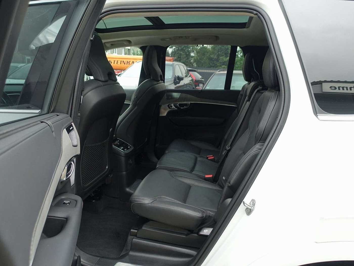 Volvo  Recharge Ultimate T8 AWD/Massage/B&W/Pano