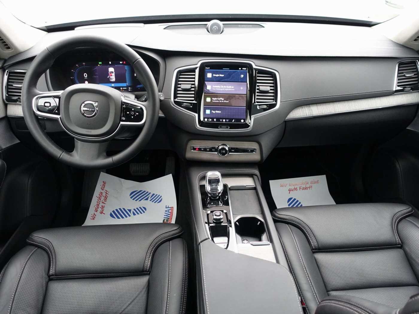 Volvo  Ultra Dark T8 AWD Plug-in Hybrid/B&W/Massag