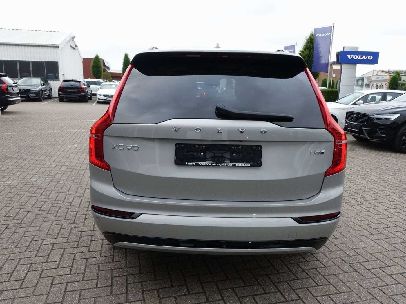 Volvo  Ultra Dark T8 AWD Plug-in Hybrid/B&W/Massag