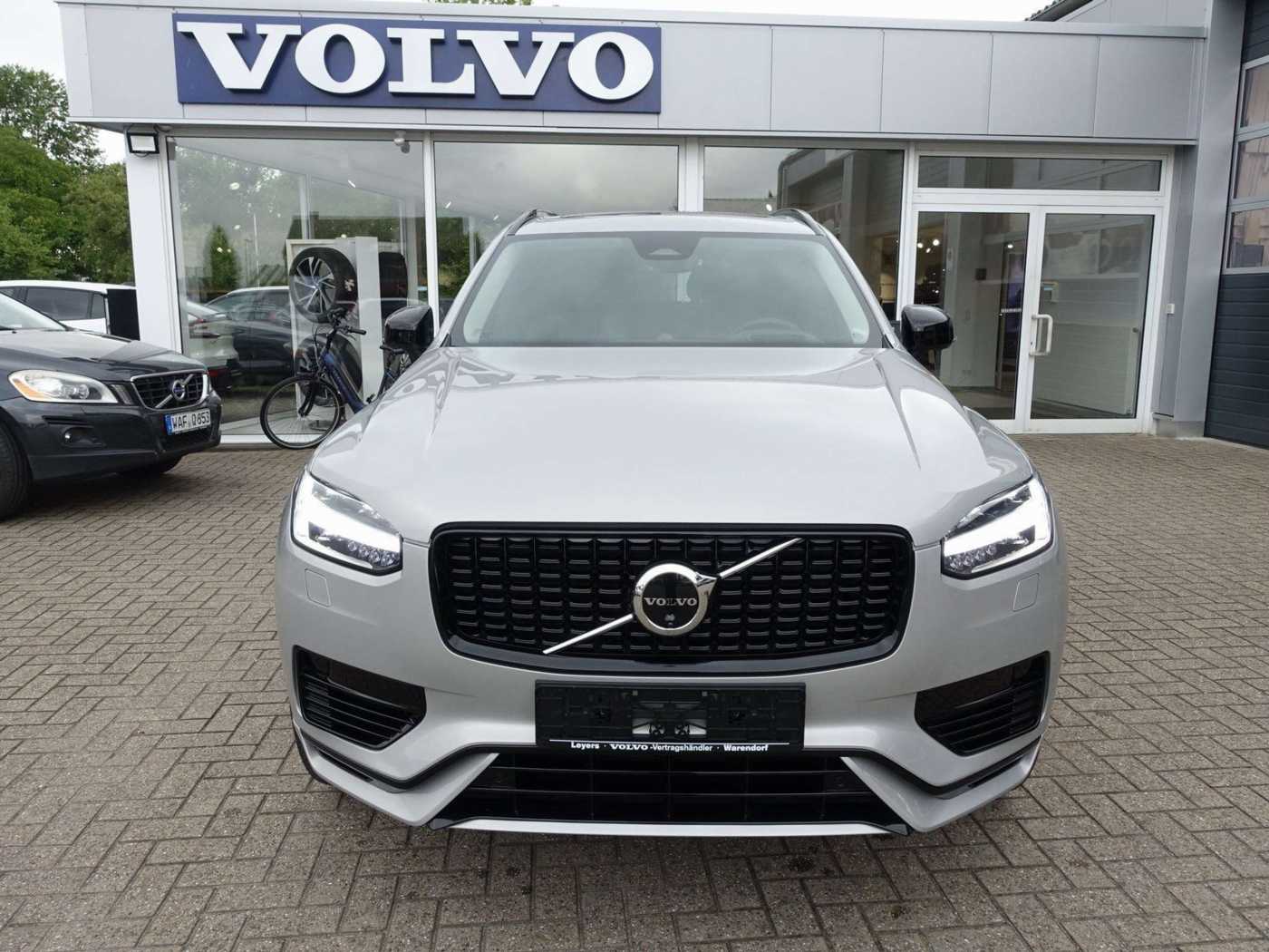 Volvo  Ultra Dark T8 AWD Plug-in Hybrid/B&W/Massag