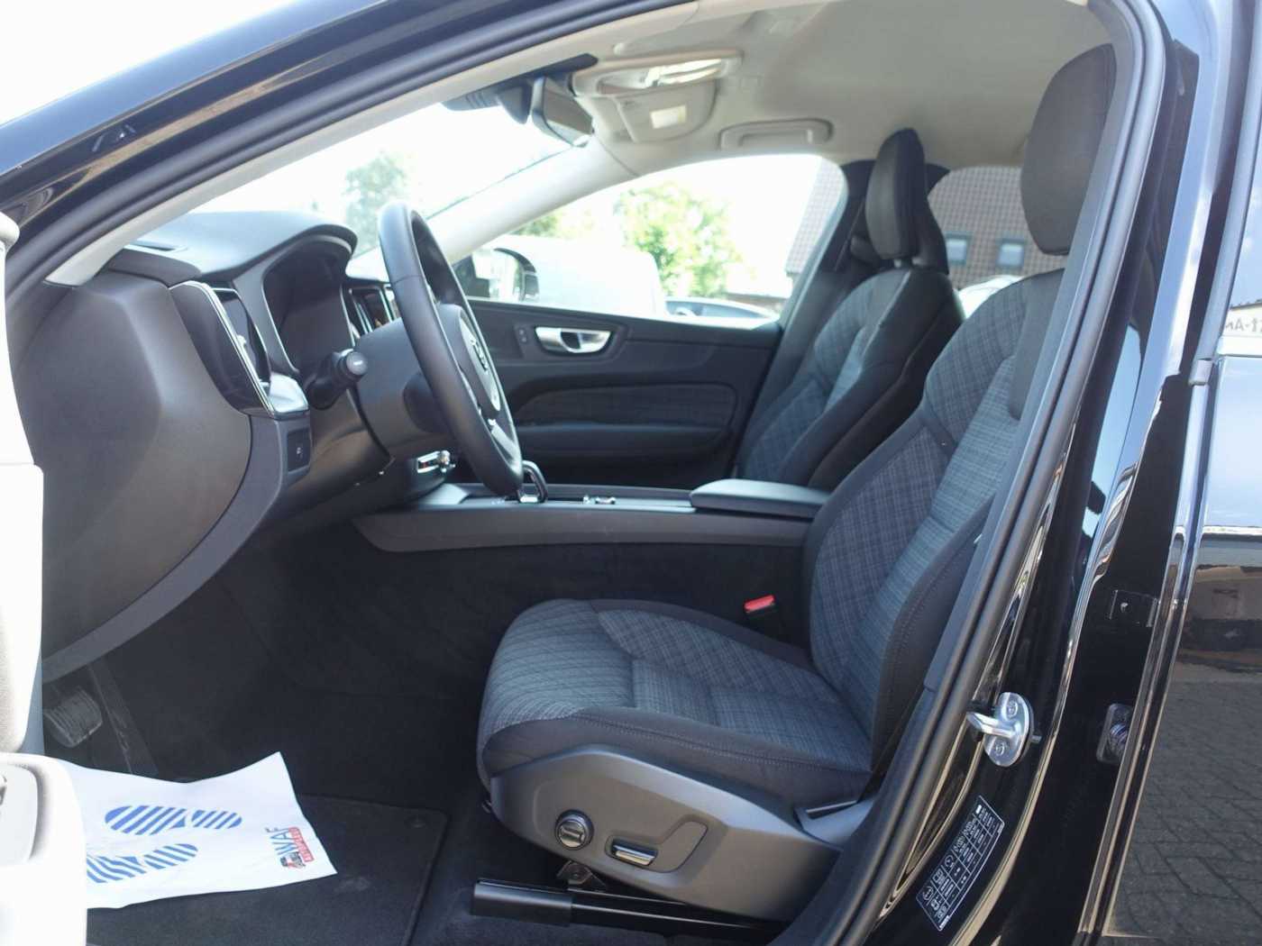 Volvo  Core B4/Kamera/Google/Winterpaket/Carplay