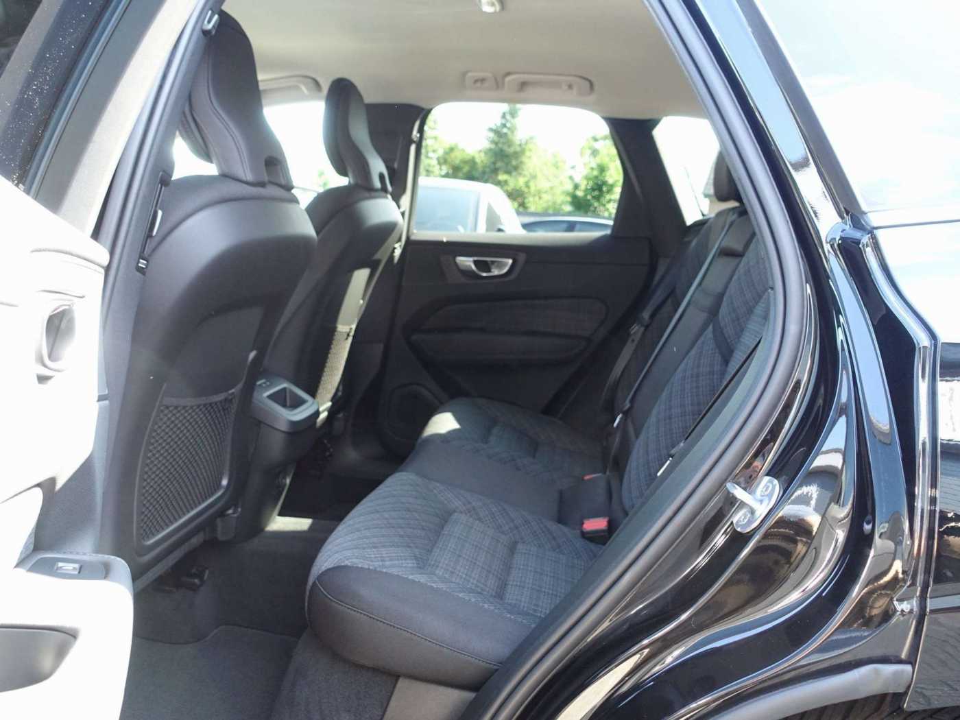 Volvo  Core B4/Kamera/Google/Winterpaket/Carplay