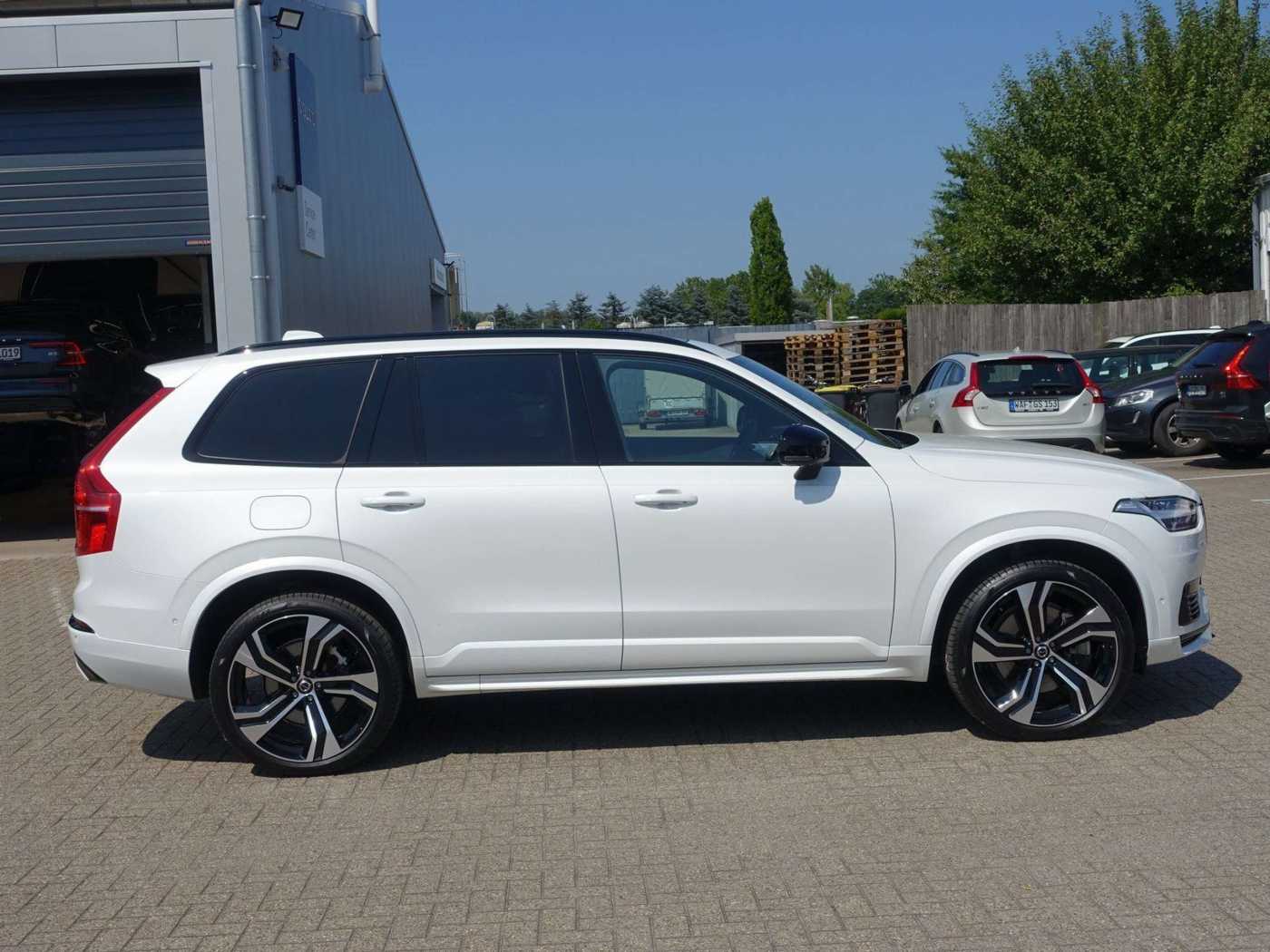 Volvo  Recharge Ultimate Dark T8 AWD 360°KAM/B&W
