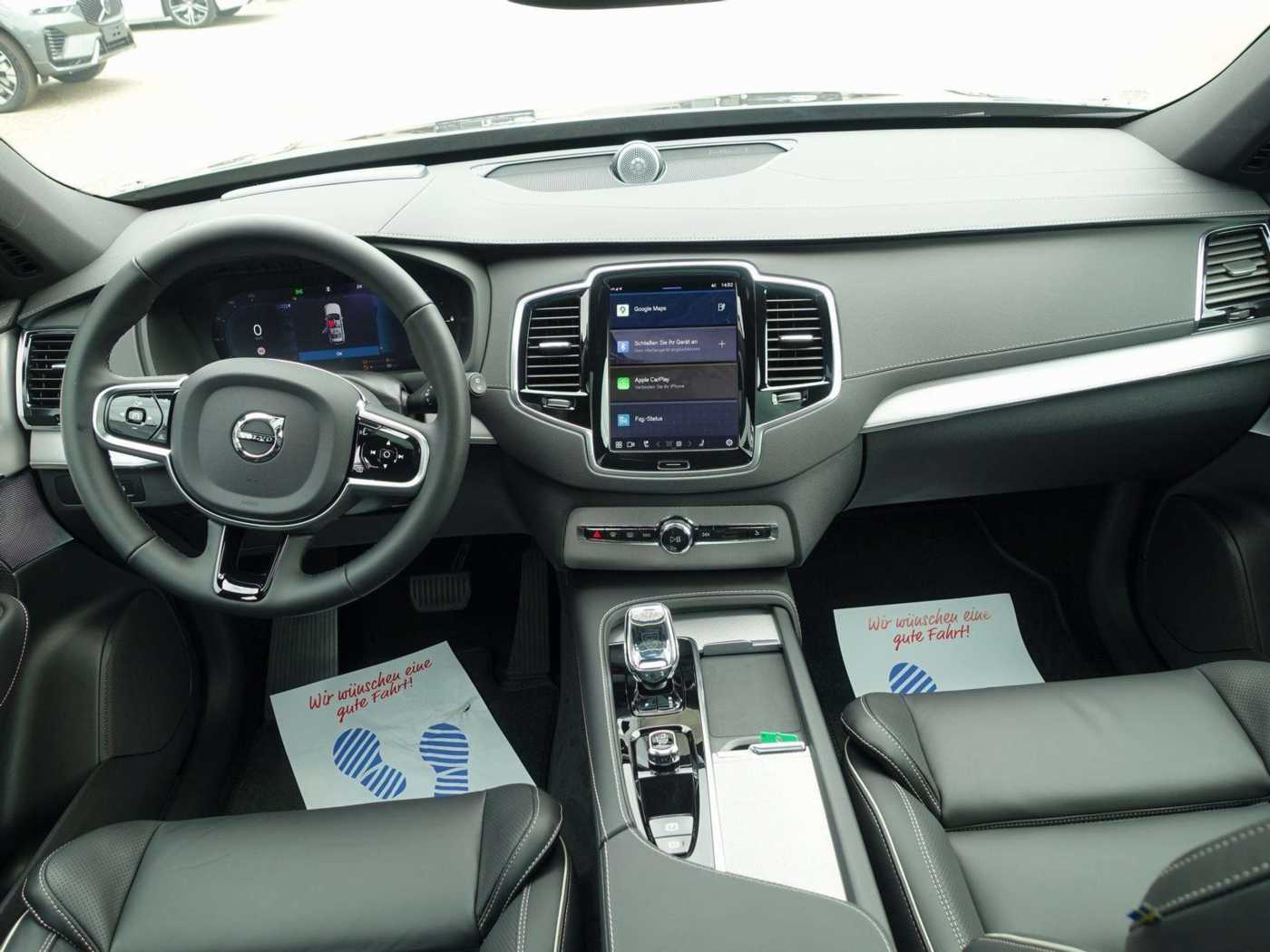 Volvo  T8 Bright AWD/HeadUP/Pano/FourC/AHK/360°/BLS