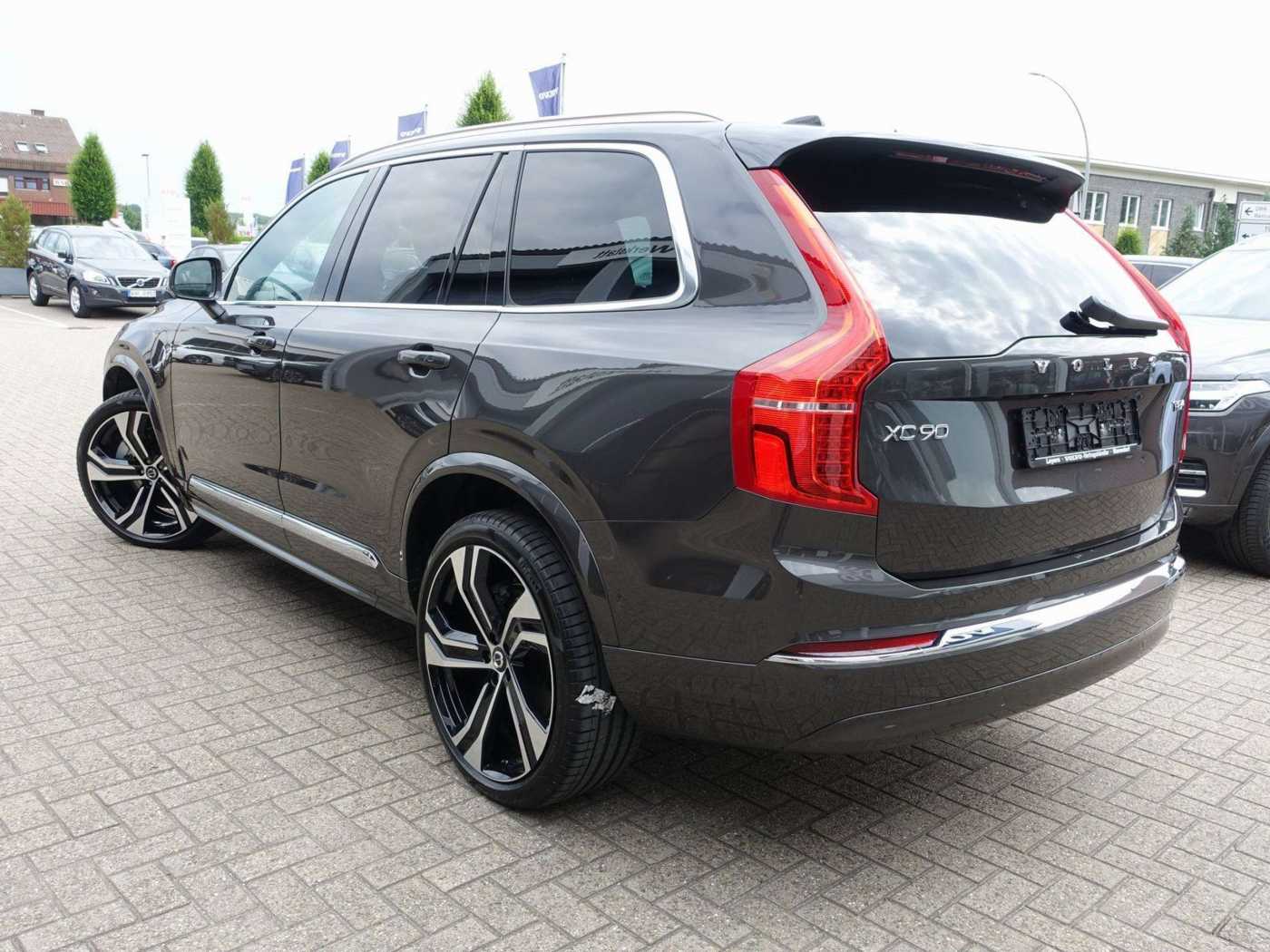 Volvo  T8 Bright AWD/HeadUP/Pano/FourC/AHK/360°/BLS