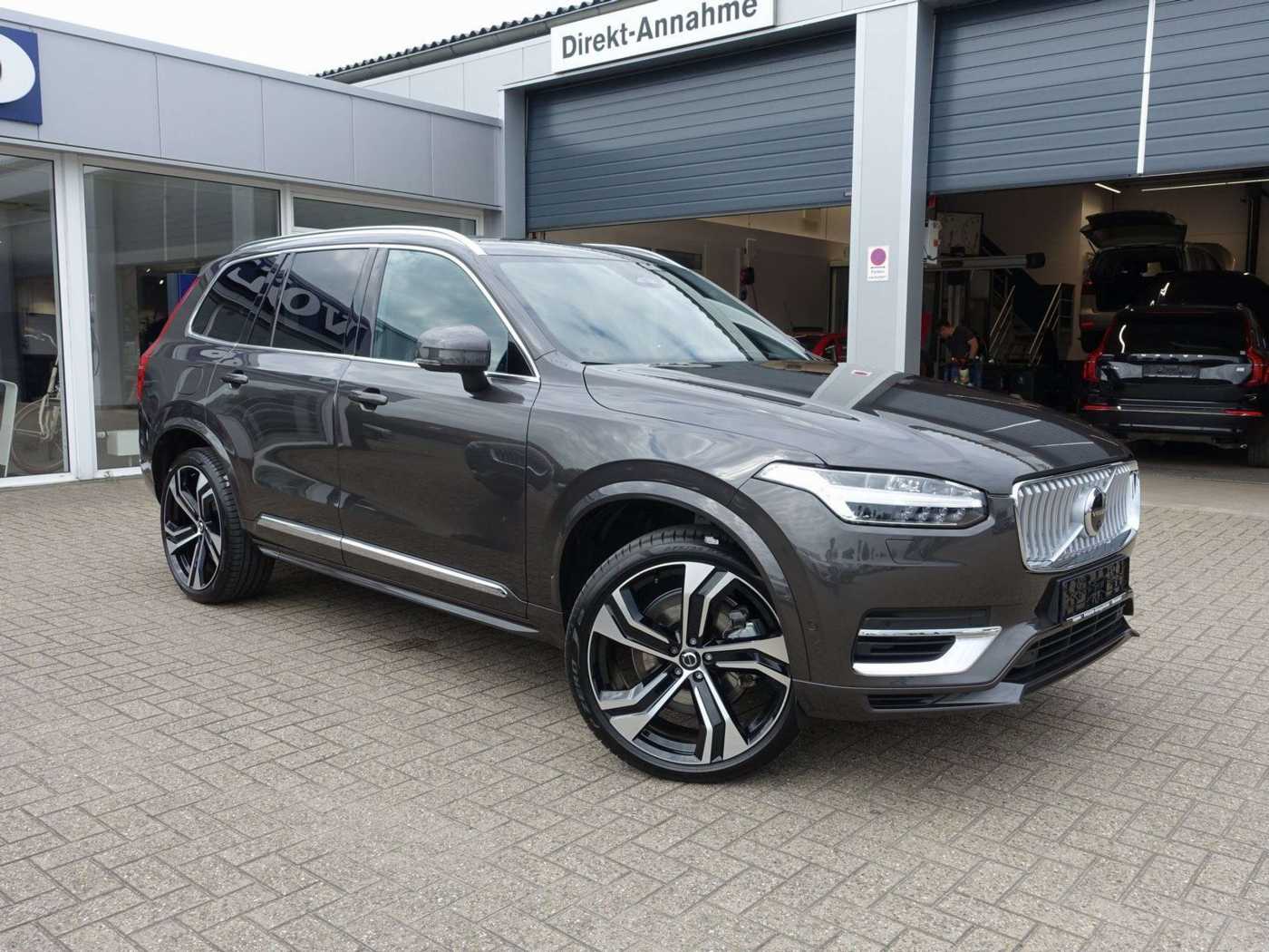 Volvo  T8 Bright AWD/HeadUP/Pano/FourC/AHK/360°/BLS