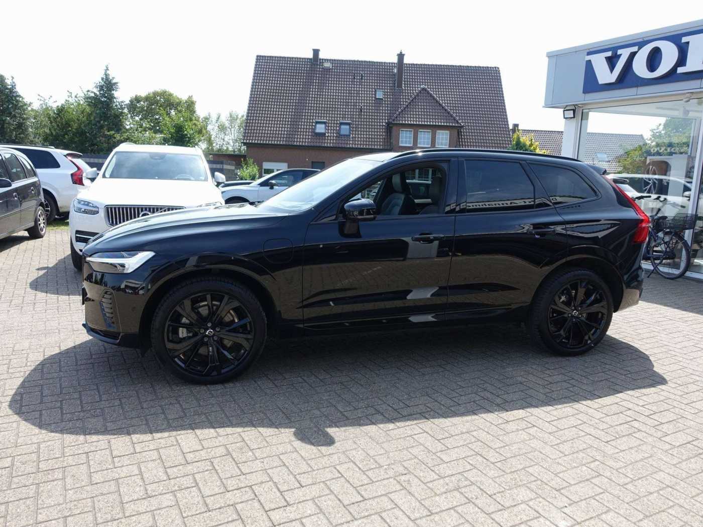 Volvo  Black Edition Plus T8 AWD/Pano/360°/H&K