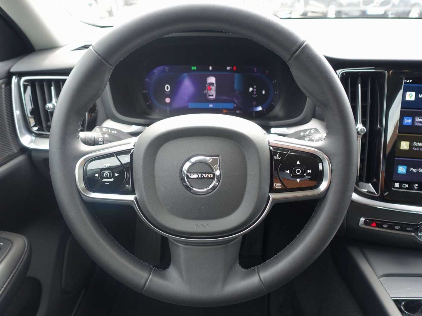 Volvo  CC Diesel Cross Country Plus/360°Cam/Standhz.