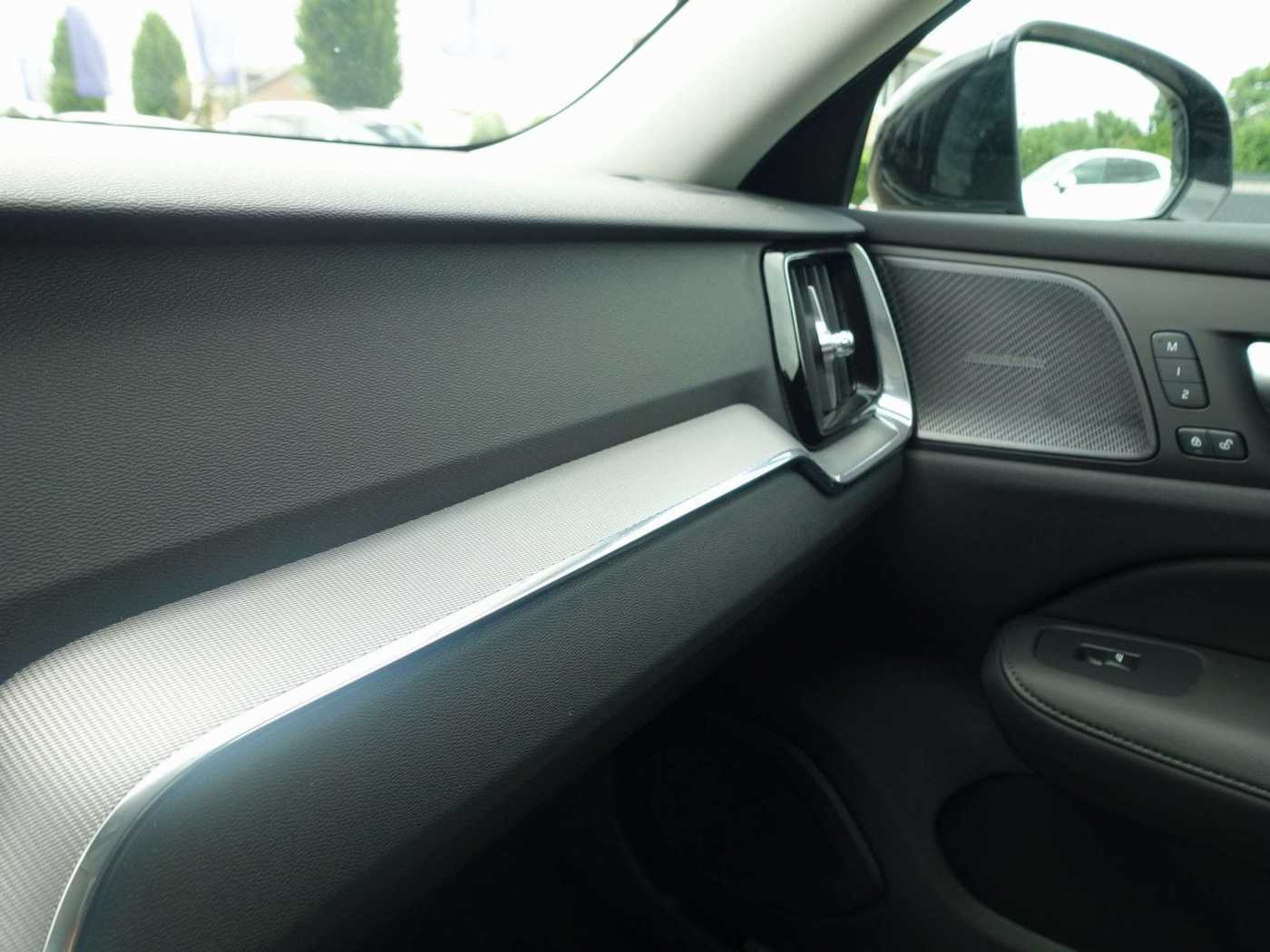 Volvo  CC Diesel Cross Country Plus/360°Cam/Standhz.