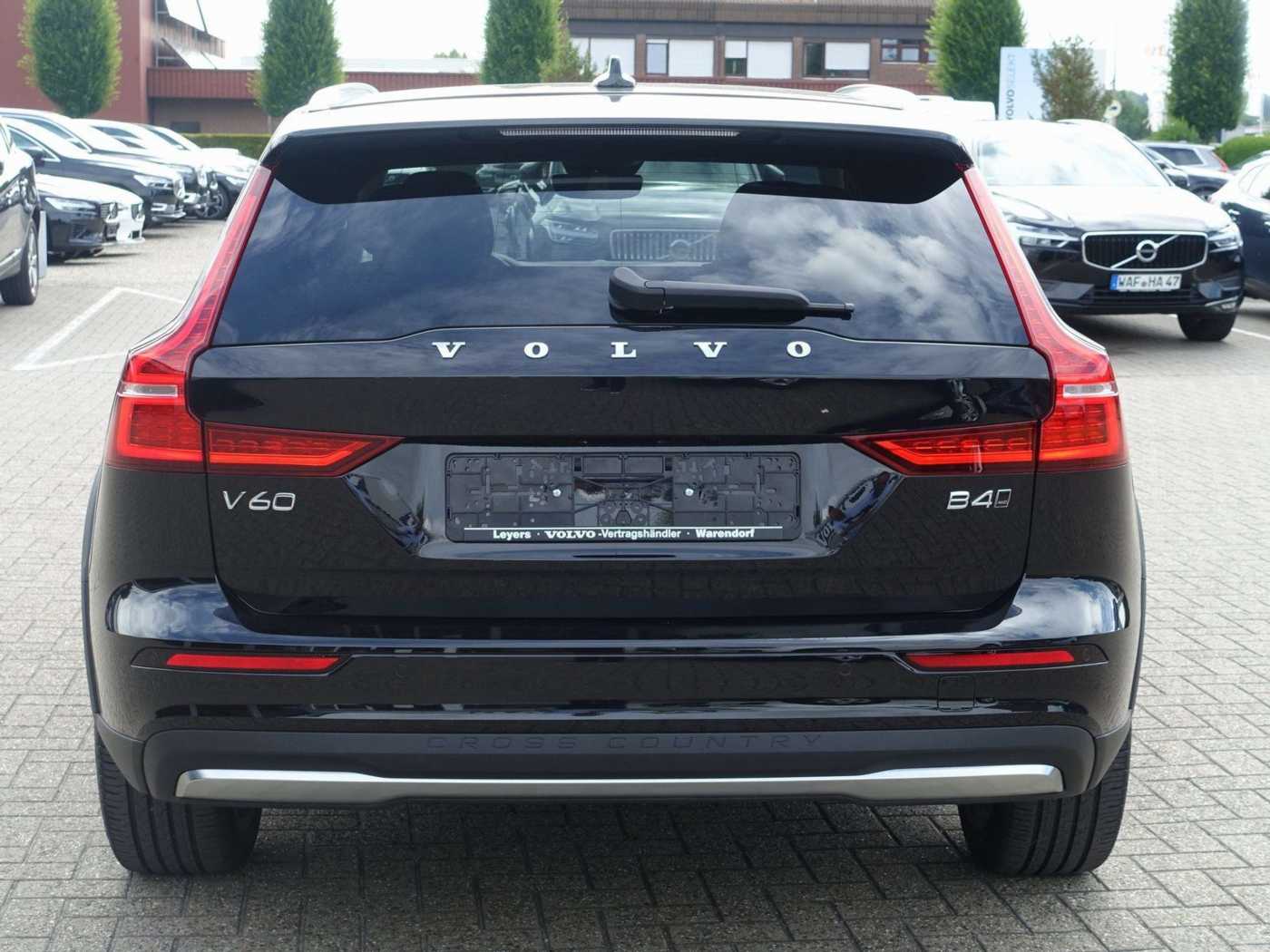Volvo  CC Diesel Cross Country Plus/360°Cam/Standhz.