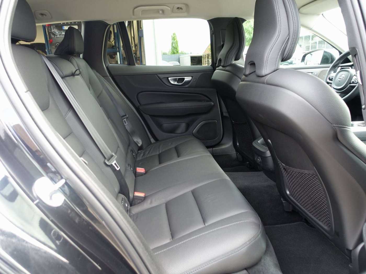 Volvo  CC Diesel Cross Country Plus/360°Cam/Standhz.