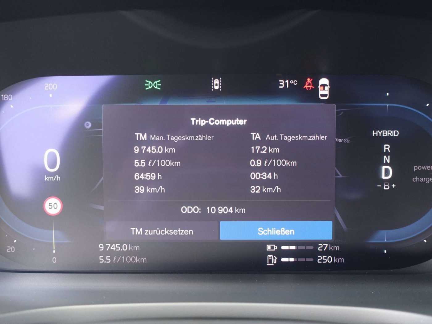 Volvo  T6 Ultra Dark AWD Pano/AHK/HUD/360°Cam