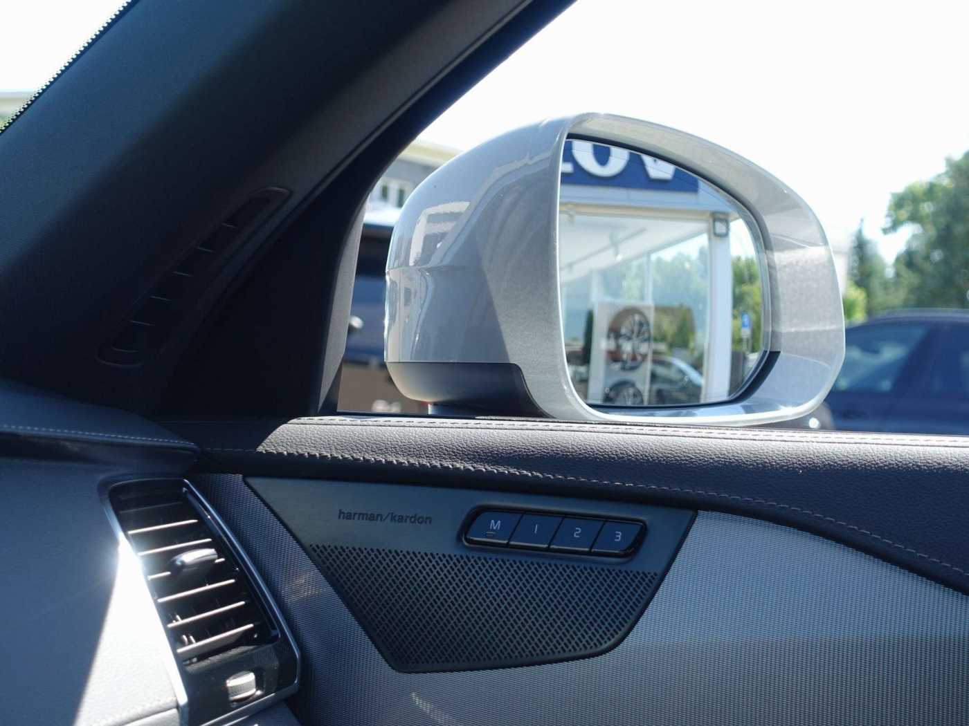 Volvo  Recharge Plus T8 AWD/Pano/360°/H&K/Memory
