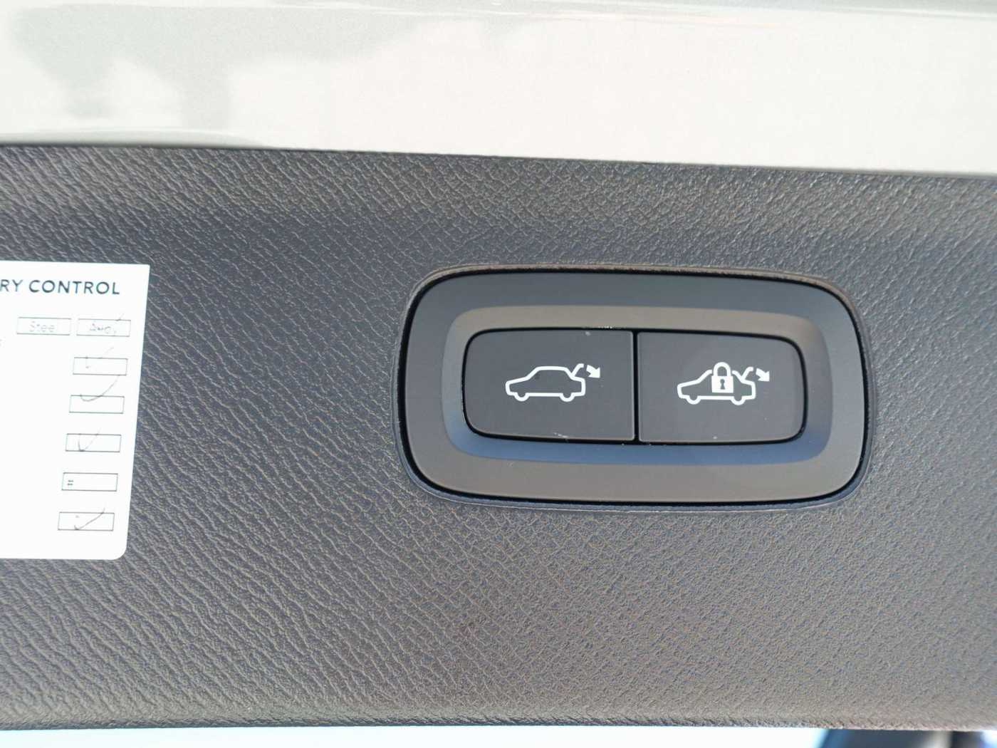 Volvo  Recharge Plus T8 AWD/Pano/360°/H&K/Memory