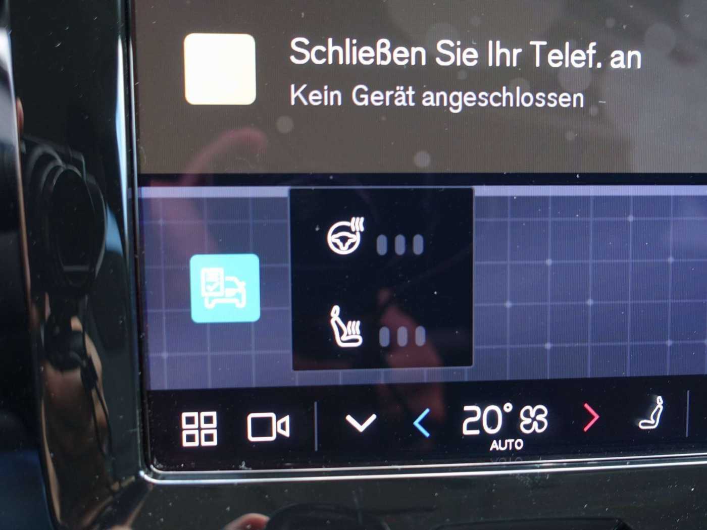 Volvo  Core B4 Mild-Hybrid/BLIS/AHK/Kamera/Carplay
