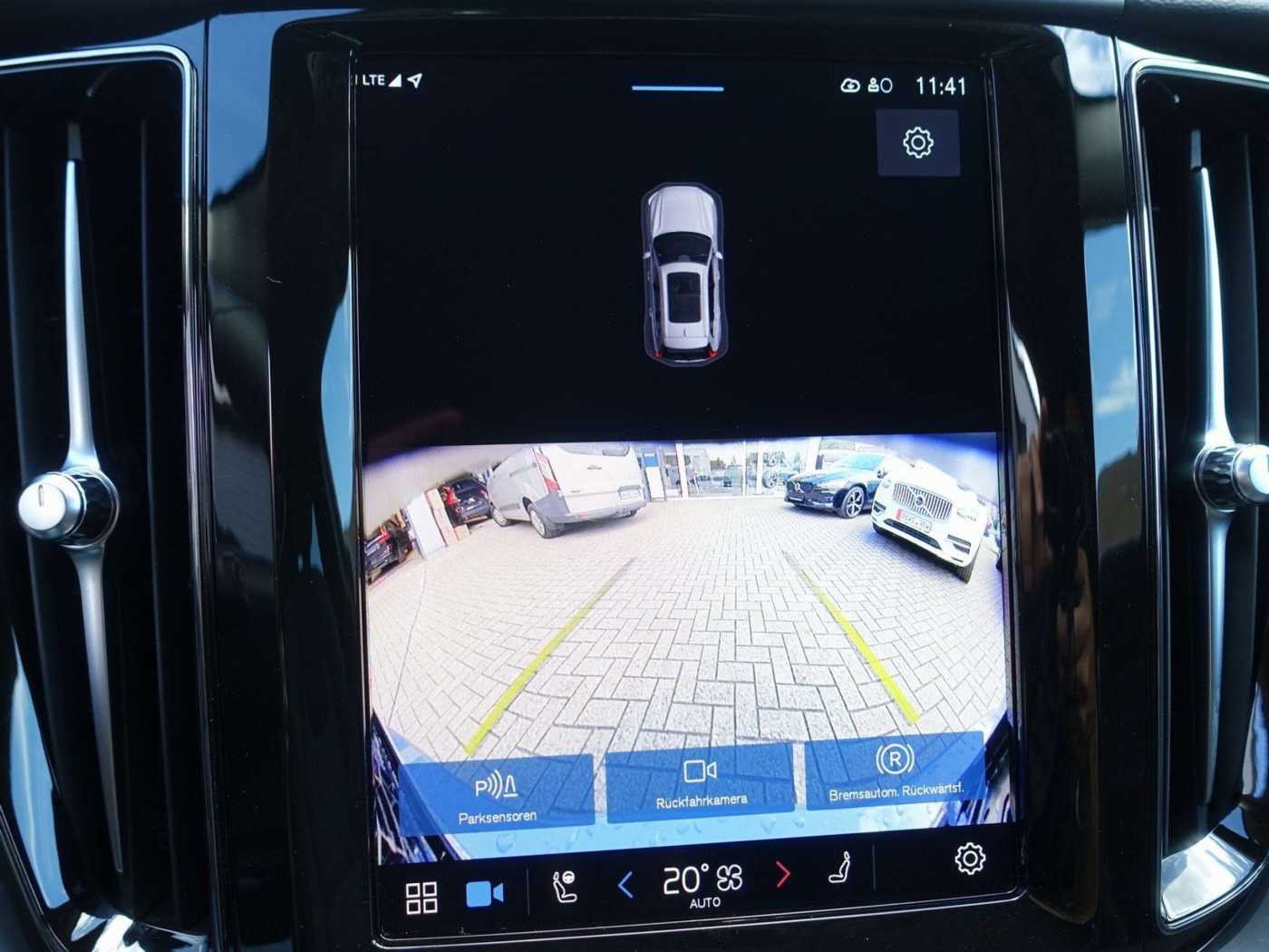Volvo  Core B4 Mild-Hybrid/BLIS/AHK/Kamera/Carplay